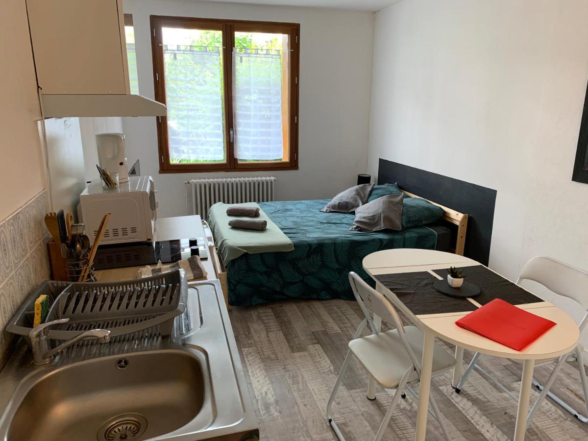 Studio 30 - Residence Beausejour - Fibre Wi Fi - Proche Centre Ville トロワ エクステリア 写真